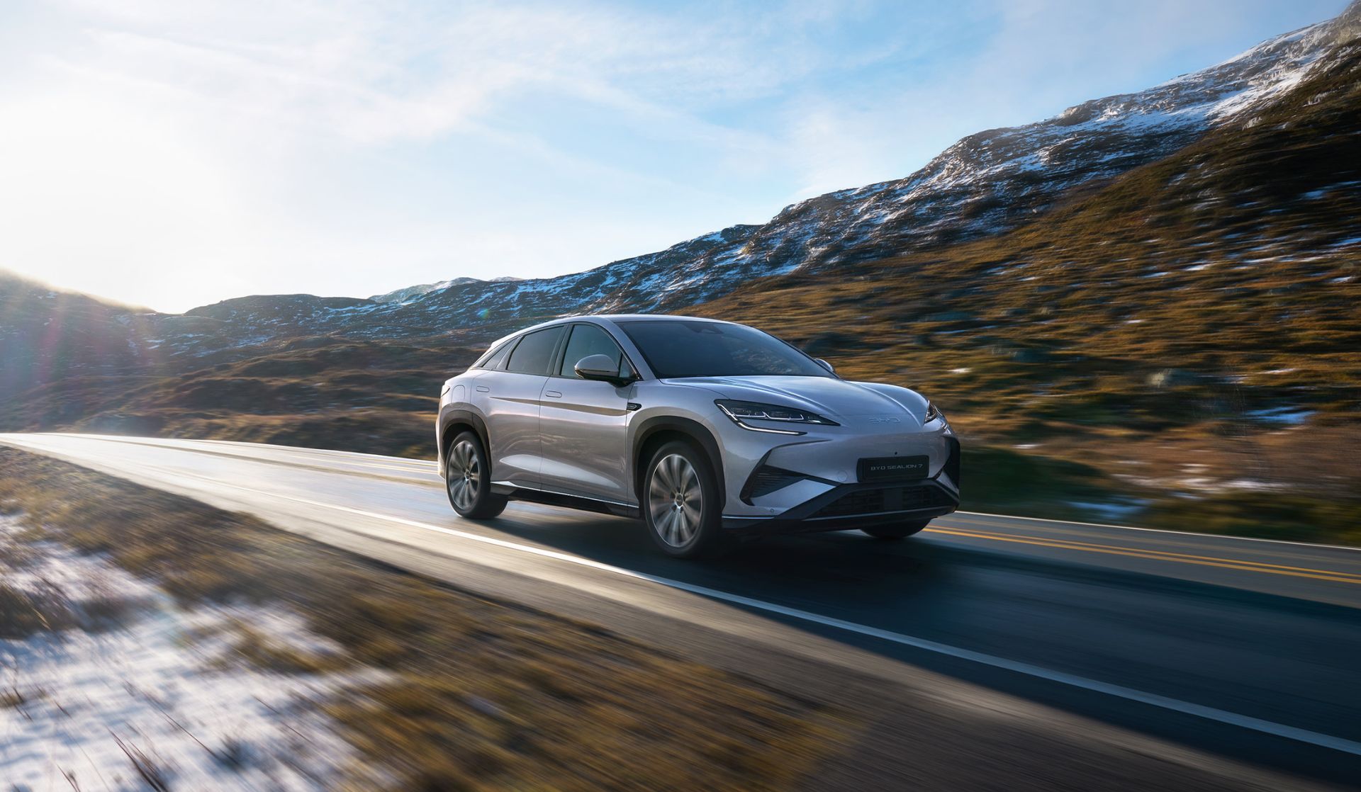 PDP Header Image Sealion 7 Laptop